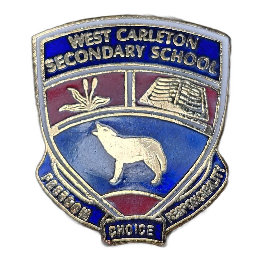 West Carleton Secondary School Wolves Crest Enamel Lapel Vest Hat Pin D24